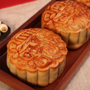 陶陶居四喜月饼720g滇式月饼五月多口味港式月饼组合系列酥皮糕点